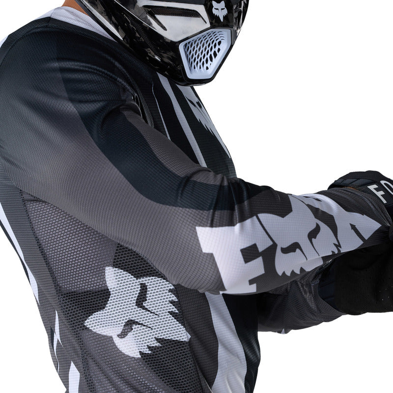 Bluza motocyklowa FOX Flexair Thorn Black White 11 361474_ZAL940910.jpg