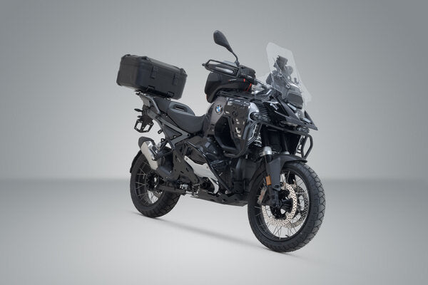 ZESTAW KUFRA CENTRALNEGO SW-MOTECH DUSC XL 55L BMW R 1300 GS (23-) TOP CASE HOLDER BLACK 3