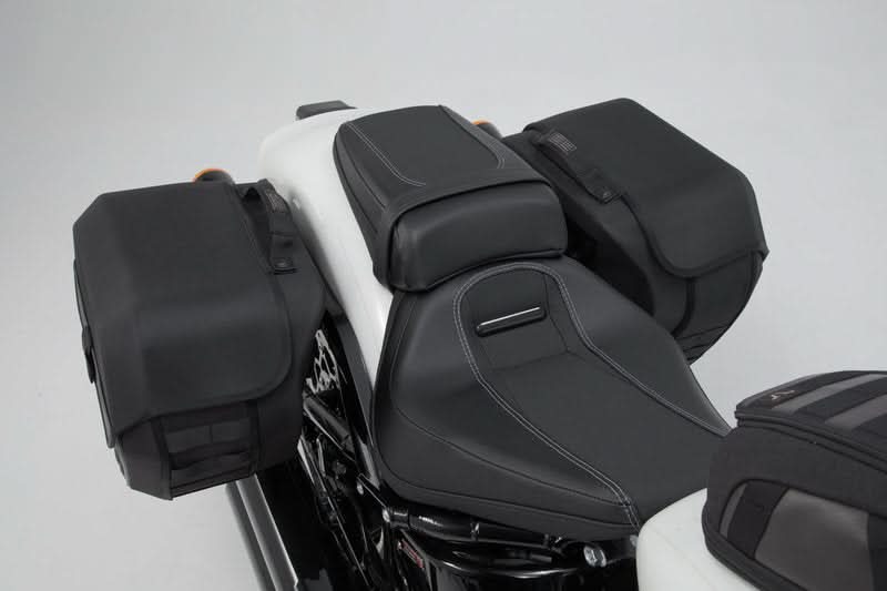 ZESTAW SAKW I STELAŻY LEGEND GEAR SW-MOTECH HARLEY-DAVIDSON SOFTAIL BREAKOUT (17-) BLACK 5