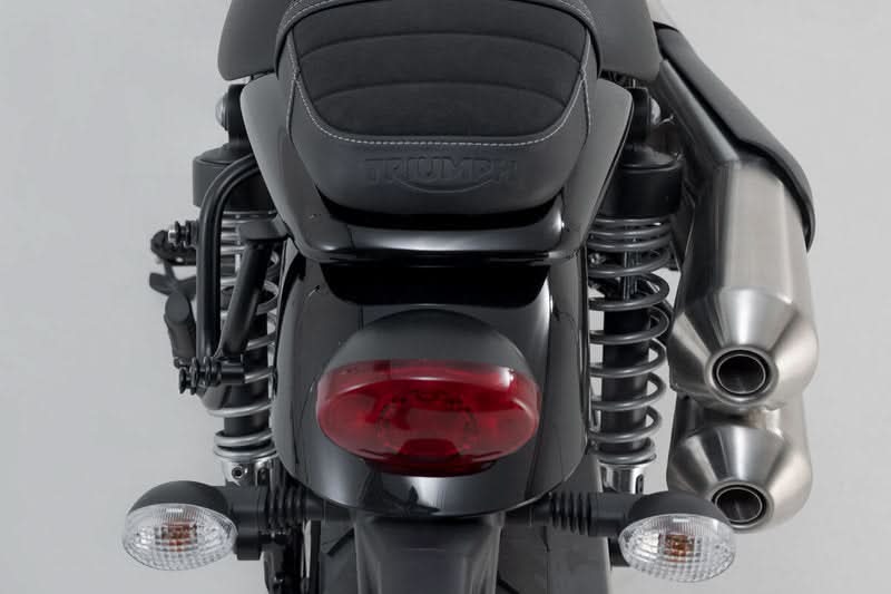 ZESTAW SAKWA I STELAŻ LEGEND GEAR LC BLACK EDITION SW-MOTECH TRIUMPH STREET SCRAMBLER (16-) 3